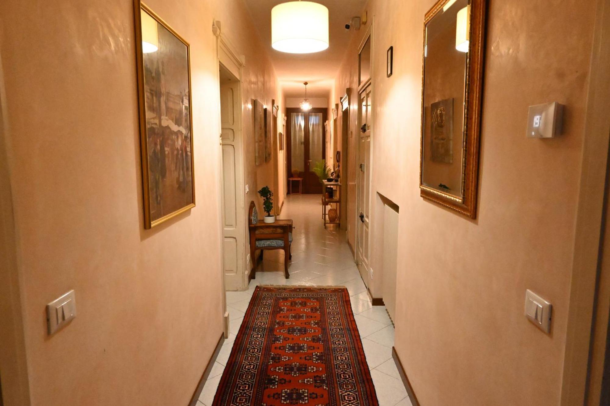Dimora Montecchi Hotel Verona Exterior photo